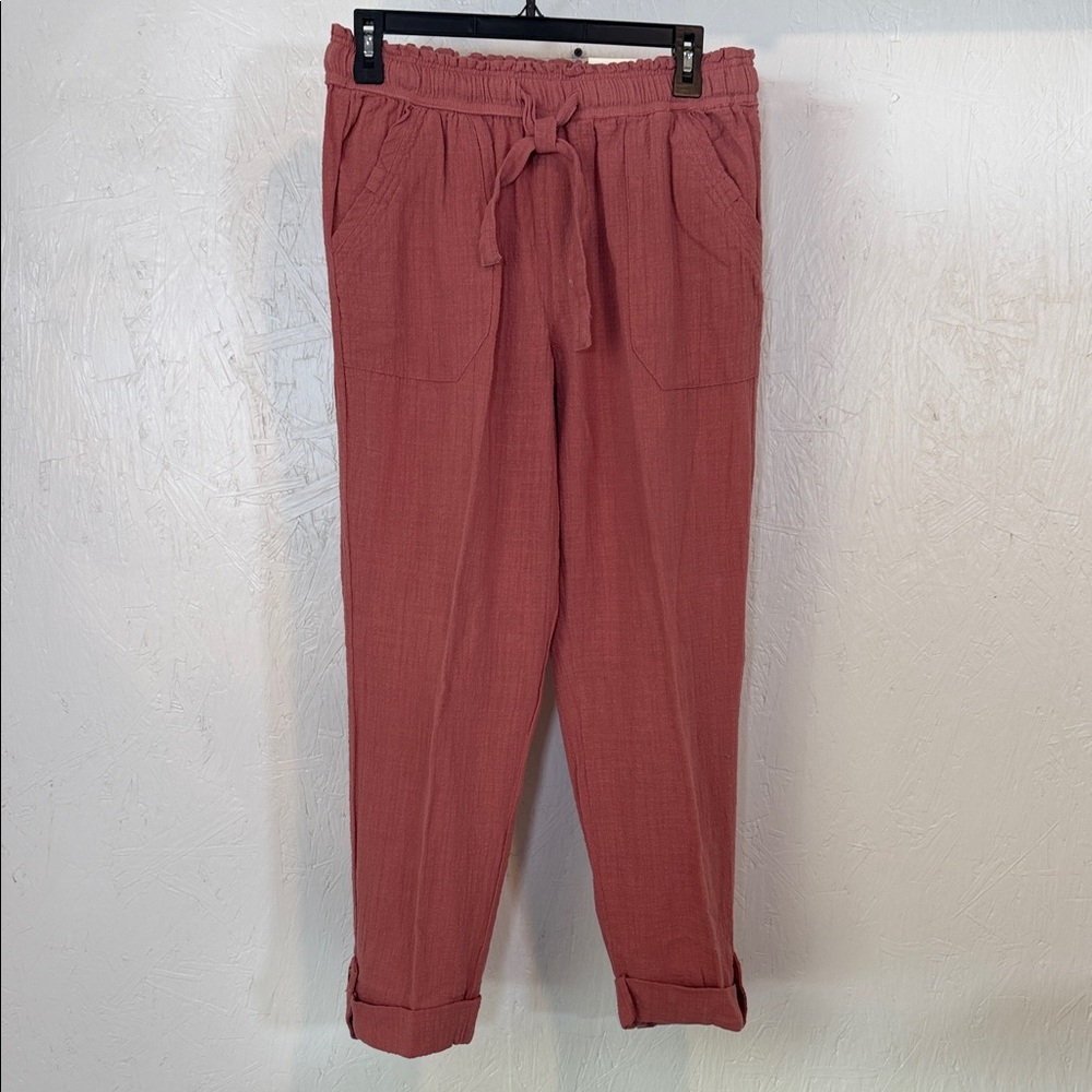 SO Women's Cropped Pants - Dusty Rose